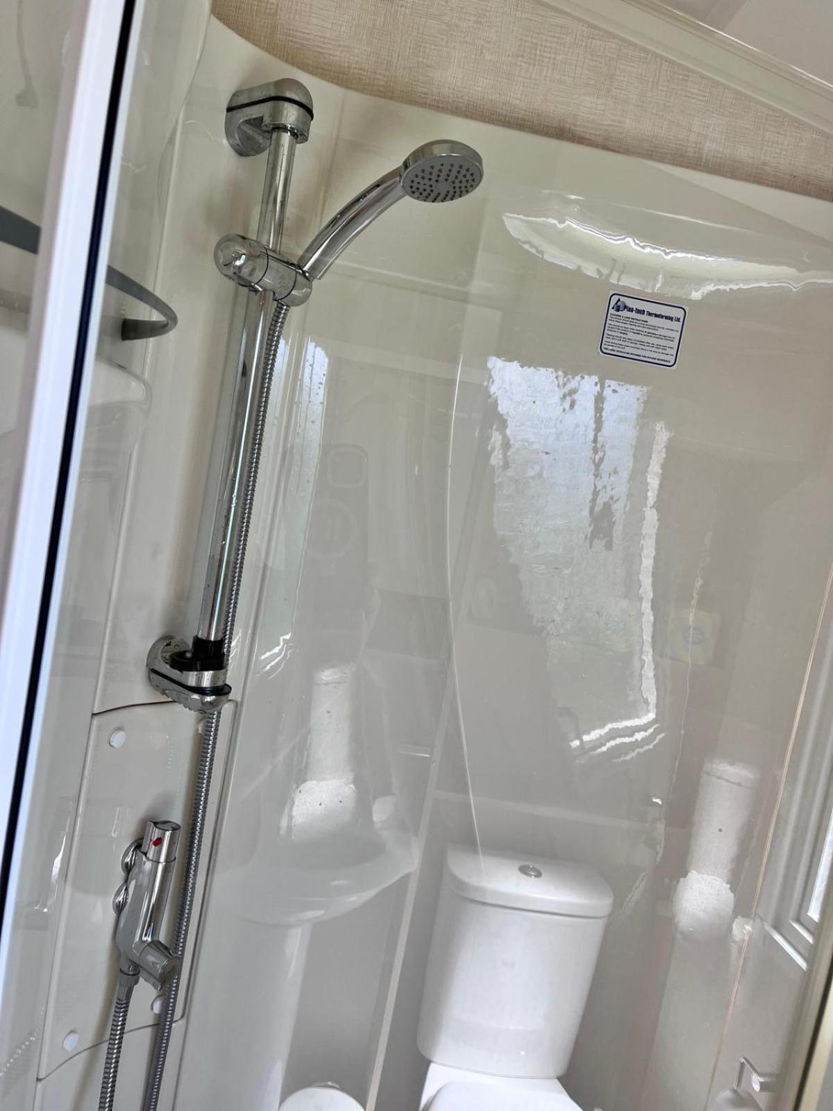 Van Number 123 Beautiful Caravan Sleeps 4 Aberystwyth Kültér fotó