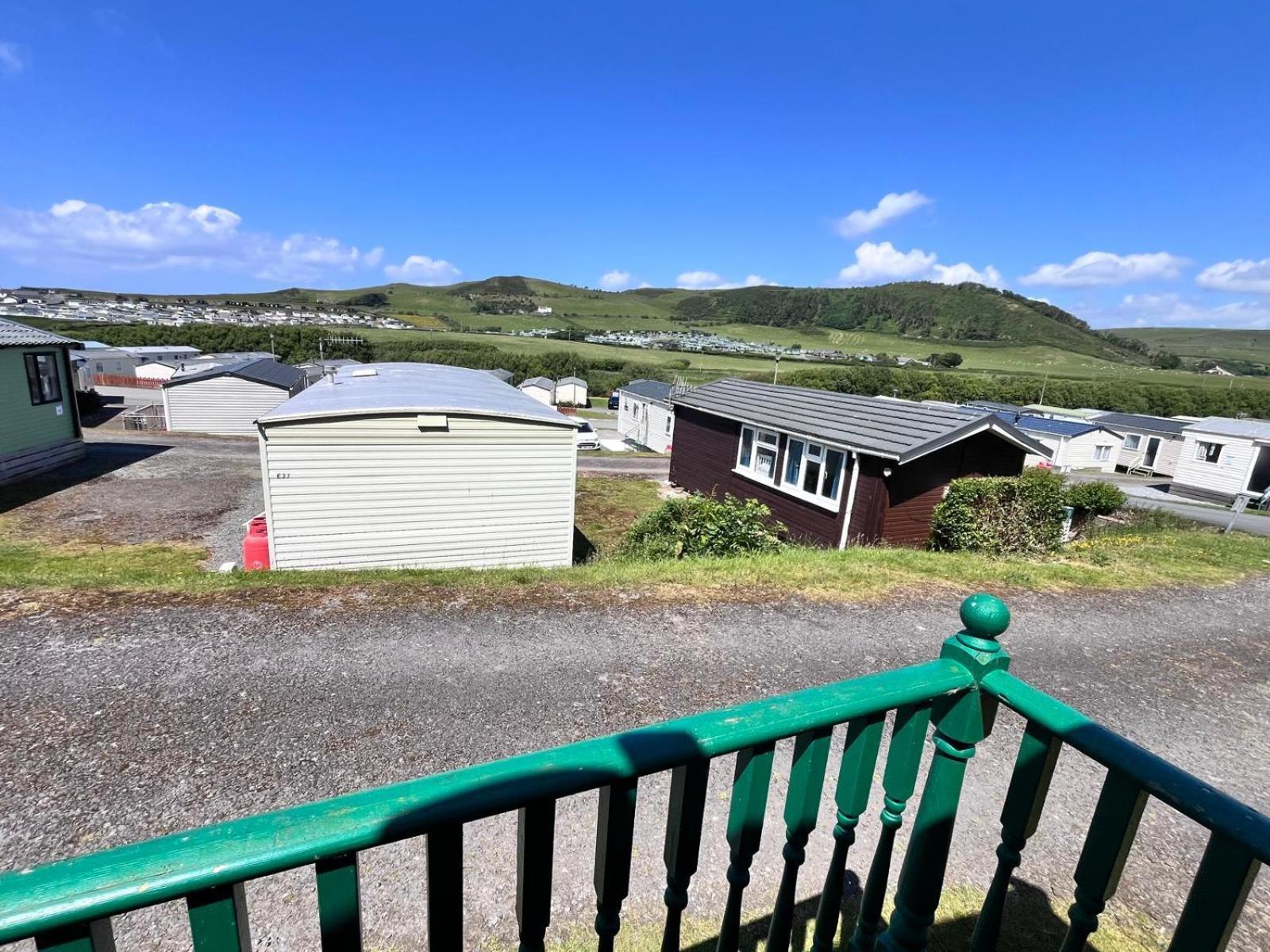 Van Number 123 Beautiful Caravan Sleeps 4 Aberystwyth Kültér fotó